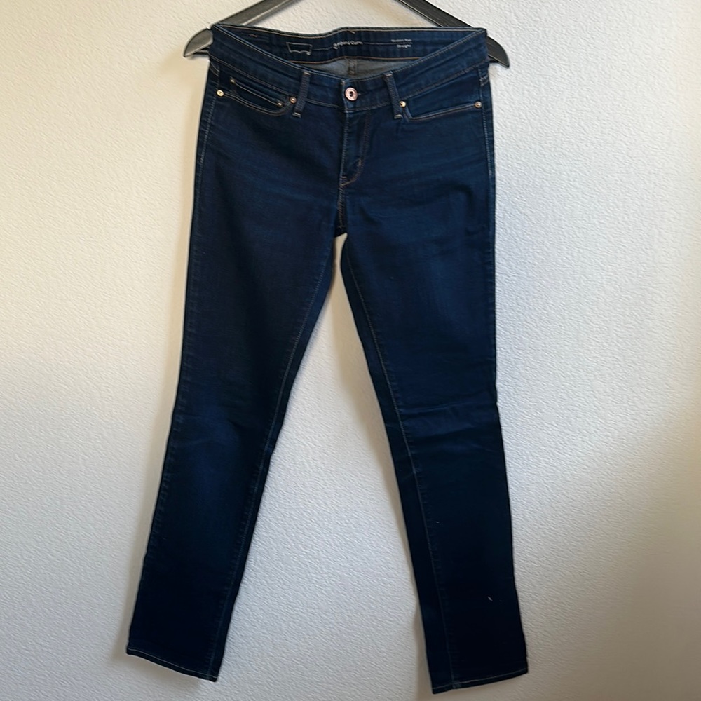 Levi’s dark blue straight jeans